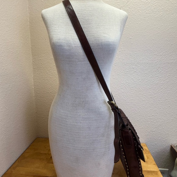 RARE Frye Studded Leather Crossbody Messenger Flap Bag Dark Brown - Picture 15 of 15